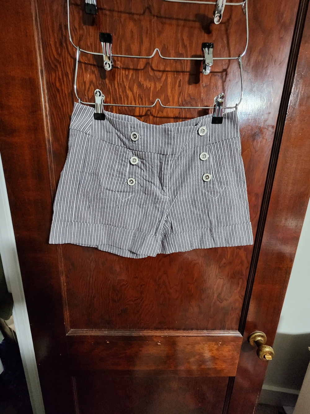 New York & Company Striped Tailored Shorts Size 0 NWOT